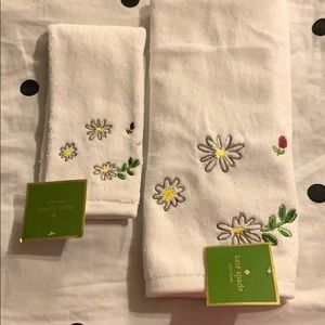 Kate Spade Dahlias Finger Tip & Hand towel set